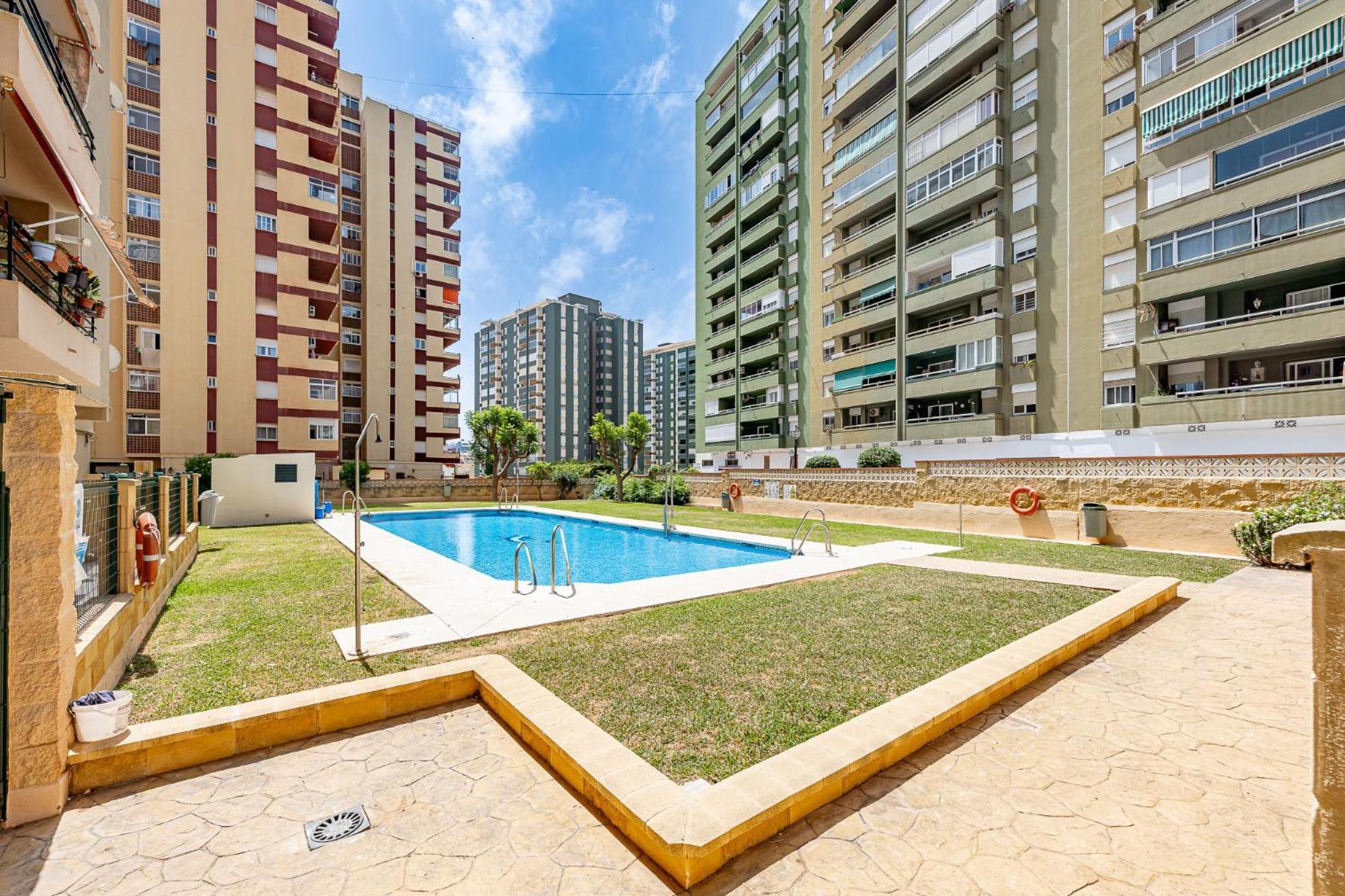 Los Boliches 3 Bed Ap Фуэнхирола Экстерьер фото